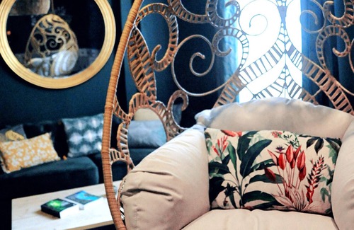 Evreux Apartment | COSY JUNGLE LOVE ROOM