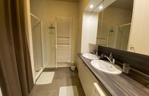 Tertry House | Cosy landelijk huisje nabij riviertje