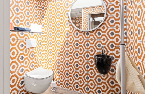 Sint-Michiels House | Cosy large townhouse next to free parking and bus to Bruges