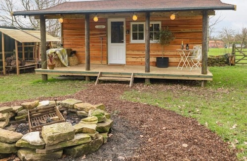 North Wheatley Cabin | Cosy Lodge completely on your own in an acre of land. and will take 2 dogs