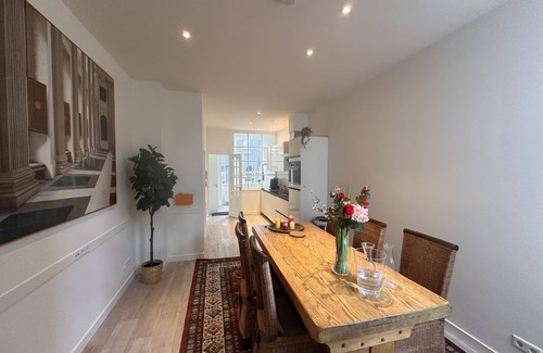 De Weteringschans Apartment | Cosy luxery 2 separate studio's in one apartment 120 m2 CENTRAL AMSTERDAM
