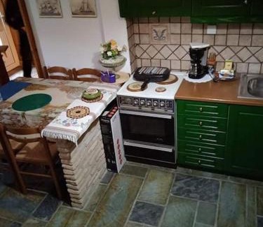 Troizinia House | Cosy maisonette close to Poros,Epidauros,Nafplio