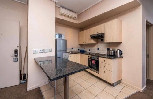 Downtown Johannesburg Apartment | Cosy Marshalls