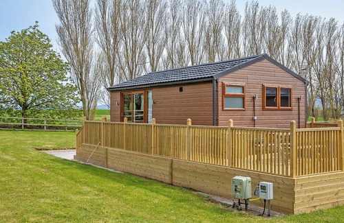 Hutton Rudby Ski Chalet | Cosy micro lodge, perfect for a romantic or family retreat.