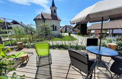 Godic Apartment | Cosy One Bedroom Apartment with Sun Terrace