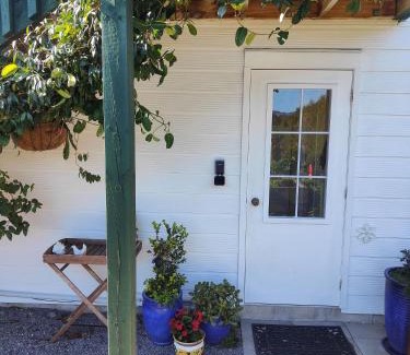 Whakamarama Apartment | Cosy Orchard Loft