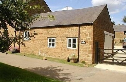 Banbury Cottage | Cosy Period Cottage In Unspoilt Village On The Edge Of The Cotswolds