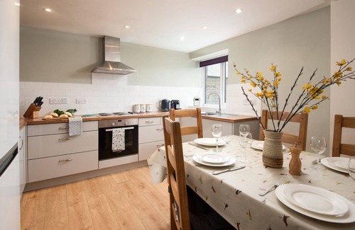 Berwick-upon-Tweed Cottage | Cosy pet friendly farm cottage, 15 minutes to Northumberland coast!