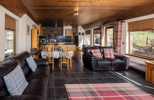 Carloway Cottage | Cosy, pet friendly cottage on the Atlantic west coast of the Isle of Lewis