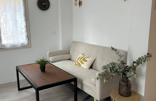 Seillans Apartment | Cosy, quiet apartment, ideal for relaxing in the countryside.