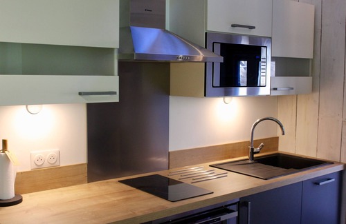 Lacaze Cottage | Cosy Retreat in Converted Bread Oven