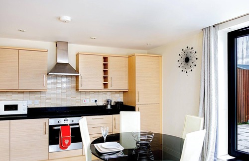 Whittington Apartment | Cosy retreat in London. Perfectly located in NW9, w/easy access to Centrl London