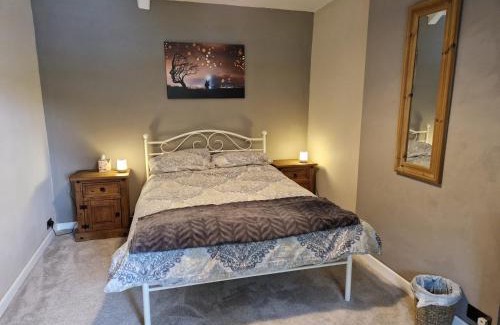 Llanwrda House | Cosy Riverside home