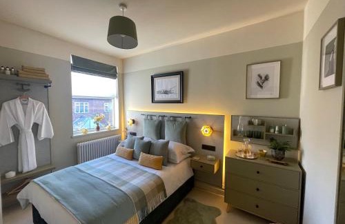 Trafford House | Cosy Room In homestay