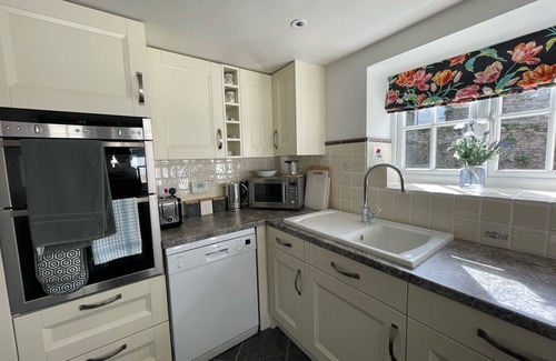 Frome House | Cosy Rural Annex, Free Parking, Walkable to Frome Town Centre