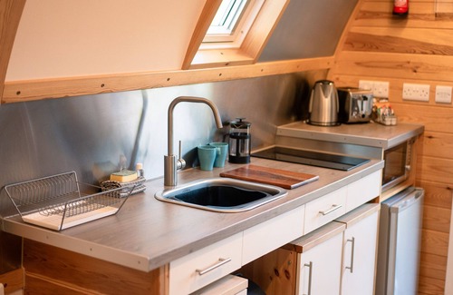 Forres Cabin | Cosy Rural Cabin With Accessible Facilities