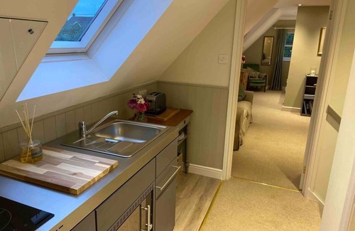Bottlesford Apartment | Cosy Rural Retreat, Sleeps 3 & PetFriendly