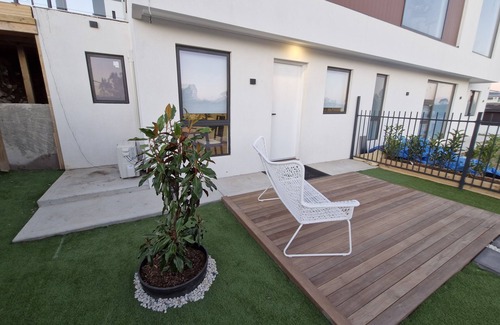 Taylor Apartment | Cosy Secure Comfortable clean affordable Pet friendly in Gunghalin Town centre