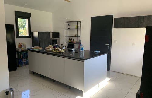 Saint-Mard Villa | Cosy, spacious 200 m2 villa on one level, in a quiet location