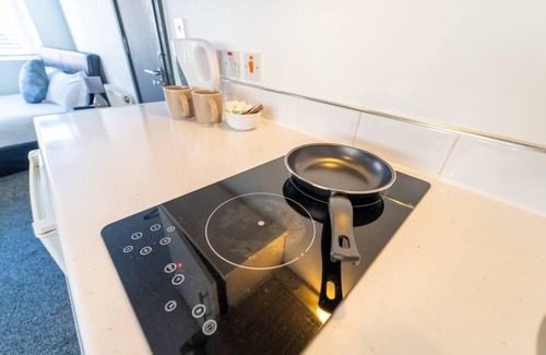 Selly Oak Apartment | Cosy spacious studio available