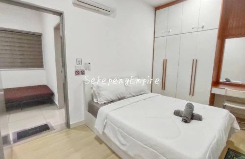 Sentul Pasar Apartment | Cosy stay at M Centura