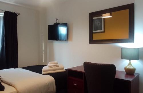 Walsall Hotel | Cosy Stay in Walsall by Ideal Home