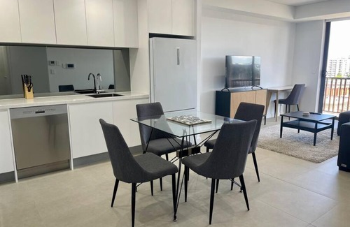 Rosebery Apartment | Cosy Stays 1 Bedroom Apartment Rosebery Parking & Balcony Sydney Escape