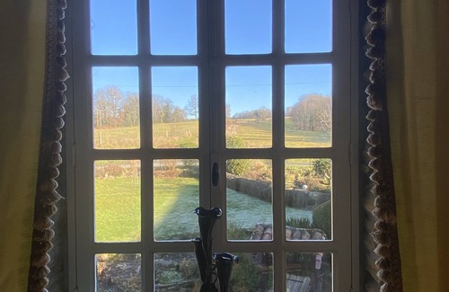 Oradour-sur-Vayres Cottage | Cosy stone cottage in the heart of the French countrysiden