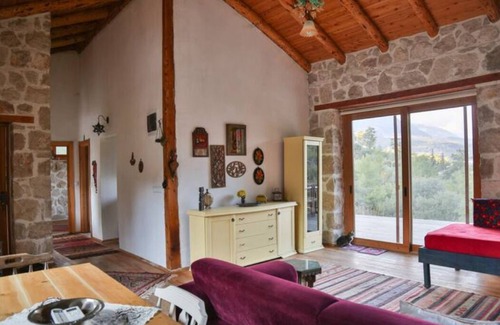 Kumluca House | Cosy stone house with mountain view in Olympos