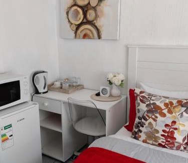 Randpark Ridge Apartment | Cosy Studio Apartment