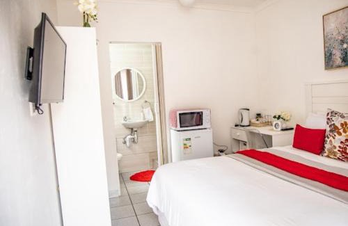 Randpark Ridge Apartment | Cosy Studio Apartment