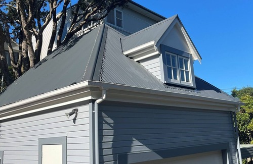 Wellington Apartment | Cosy studio apartment with private parking. Located near Kelburn and the CBD.