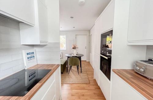 Southfield Apartment | Cosy studio apartment in London