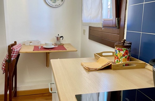 Favaro Veneto Apartment | Cosy studio apartment with garden and parking spot, close to Airport and Venice
