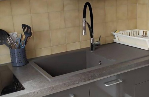 Thonon-les-Bains Apartment | Cosy studio in the center of thonon perfect for curists