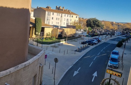 Maraussan Apartment | Cosy studio Narbonne town center