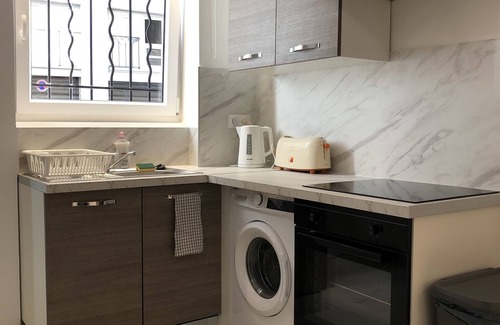 1st Arrondissement Apartment | Cosy studio renovated to new in Lyon 1st near Place Rouville