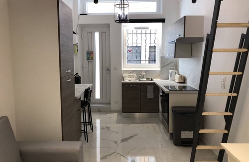 1st Arrondissement Apartment | Cosy studio renovated to new in Lyon 1st near Place Rouville