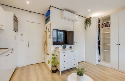 Spijkenisse Apartment | Cosy Studio with Balcony