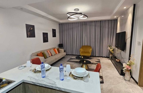 Gombe Apartment | Cosy stylish 1 bed Apartment with rooftop pool ina residential area of Gombe