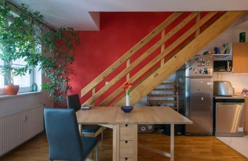 Prague 14 Apartment | Cosy, sunny two-story apartment, 20min center