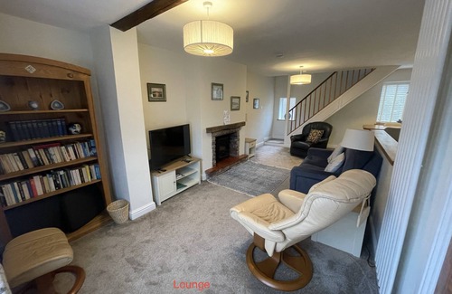 Bewdley Cottage | Cosy town centre cottage with parking