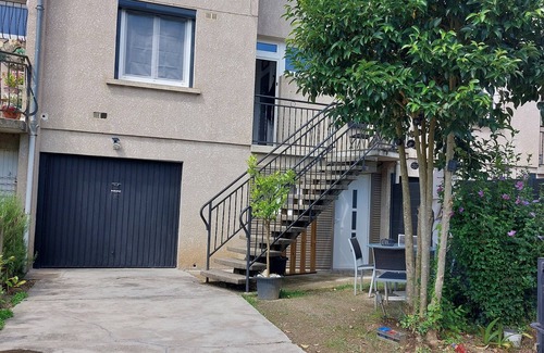 Agen House | Cosy town house with garden