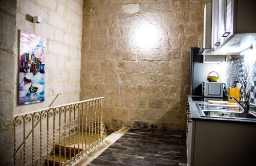 Madliena House | Cosy Townhouse in Historic centre