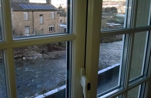 Gayle House | Cosy, traditional cottage overlooking waterfalls, Gayle, Hawes, Yorkshire Dales.