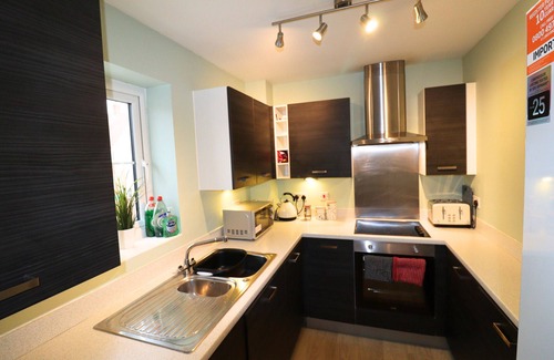 Andover Apartment | Cosy Two Bedroom Home in Andover