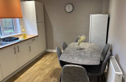 Livingston House | Cosy Up Dated House in Livingston