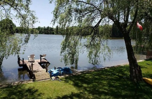 New Dundee Cottage | Cosy Updated Lakefront Cottage