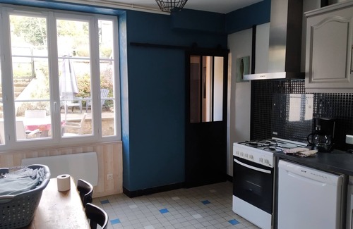 Melle House | Cosy village house, 3 comfortable bedrooms, garden, terrace, MELLE
