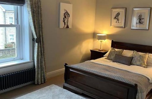 Clitheroe House | Cosy Village House